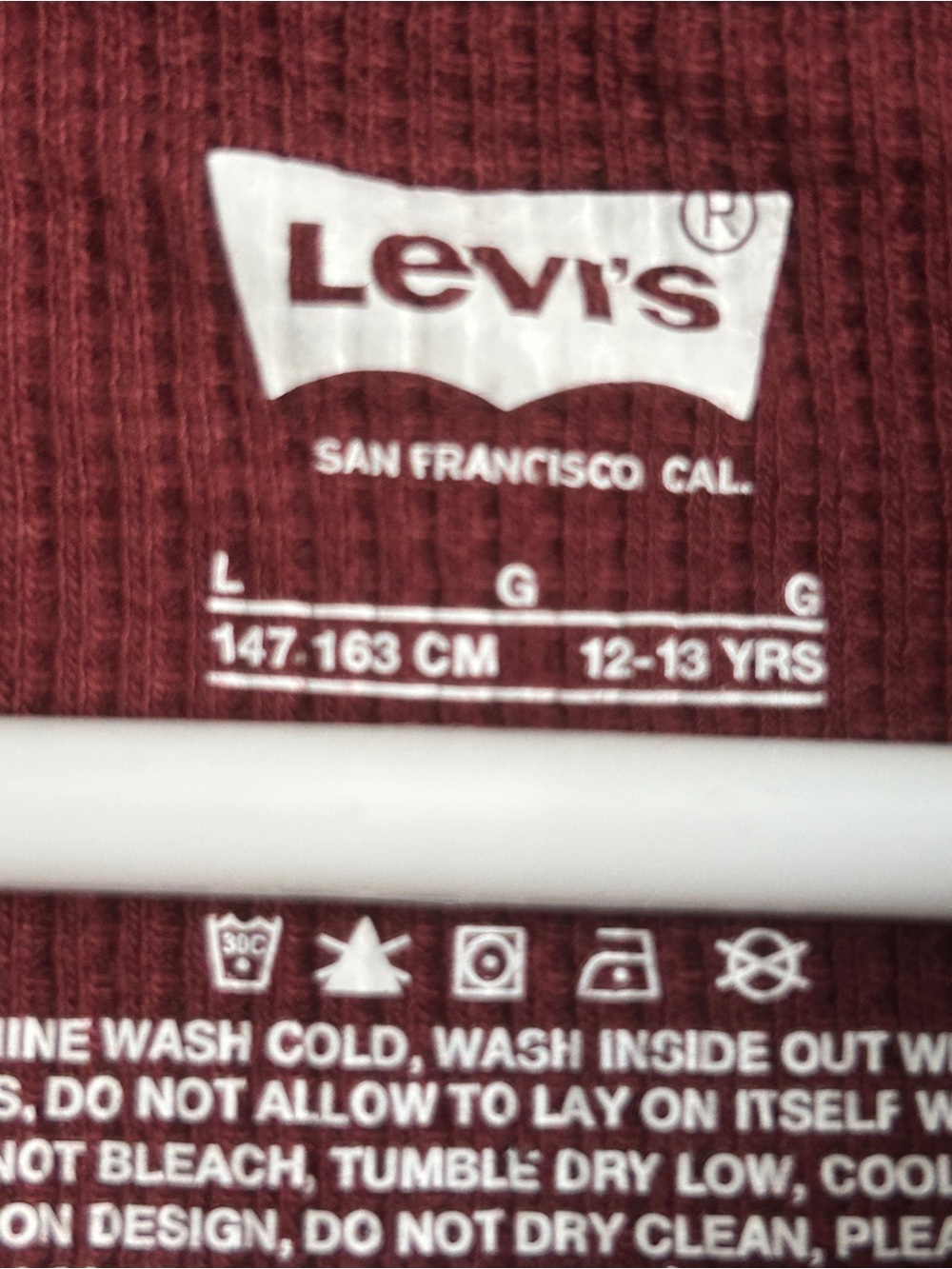 Levi's Ribbed Henley Top - Deep Red - Picture 2 of 3